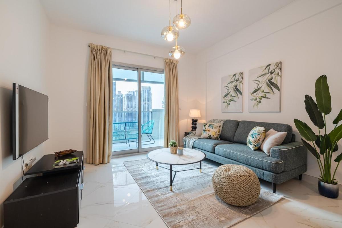 2 Bedroom Apartment I Marina Diamond 4 I Close To Metro Dubai Exterior photo