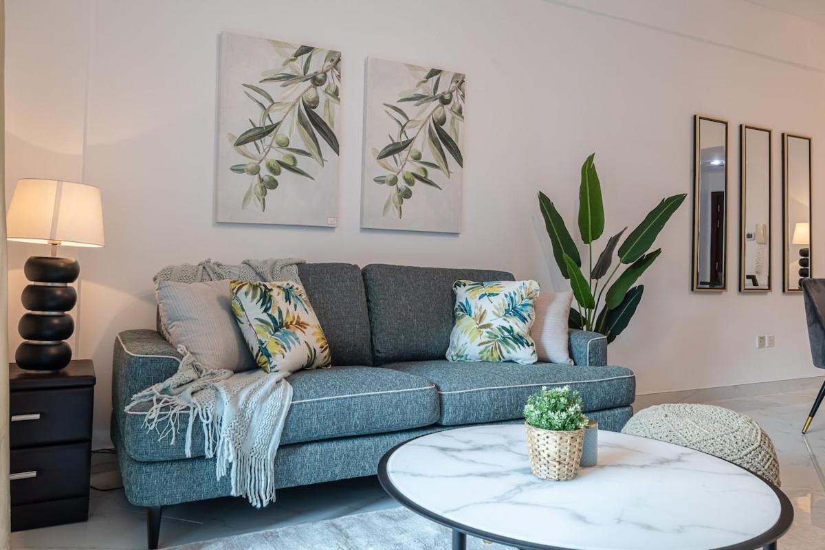 2 Bedroom Apartment I Marina Diamond 4 I Close To Metro Dubai Exterior photo