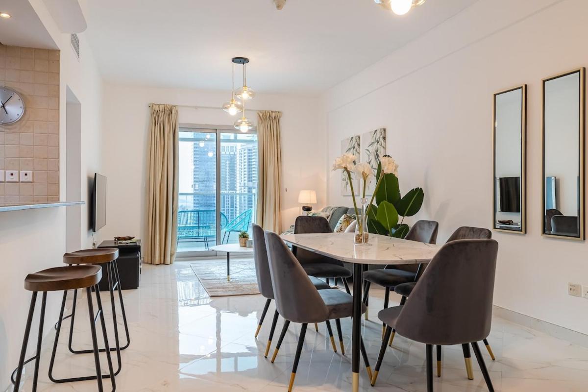 2 Bedroom Apartment I Marina Diamond 4 I Close To Metro Dubai Exterior photo
